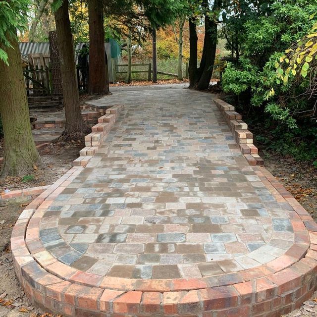 Block Paving Manchester, Stockport, Salford, Trafford, Bolton, Bury, Rochdale, Tameside, Cheshire, Knutsford, Wilmlsow, Crewe, Alderley Edge, Mobberley, Holmes Chapel, Congleton, Macclesfield, Sandbach