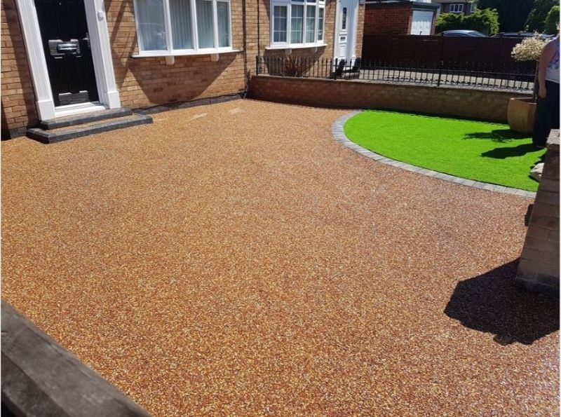 Resin driveway for a previous customer