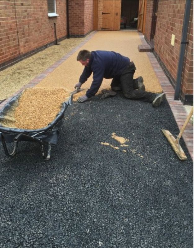 Resin driveway for a previous customer