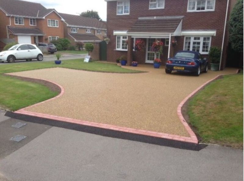 Resin driveway for a previous customer