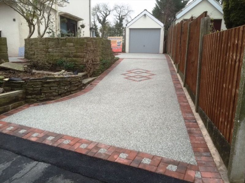 Resin driveway for a previous customer